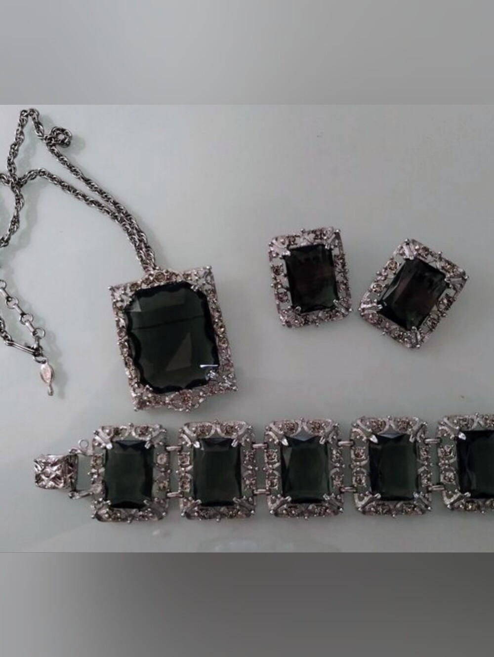 1962 Sarah Coventry Celebrity Jewelry Set Exquisite/Vintage